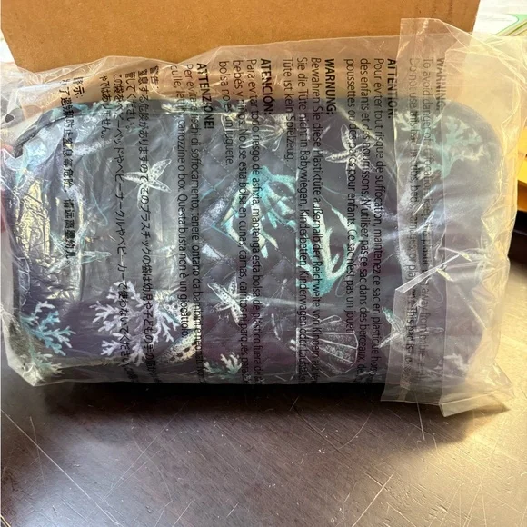 NWT Lug Flash Cosmetics Case - Stars Shell Navy - Picture 4 of 5